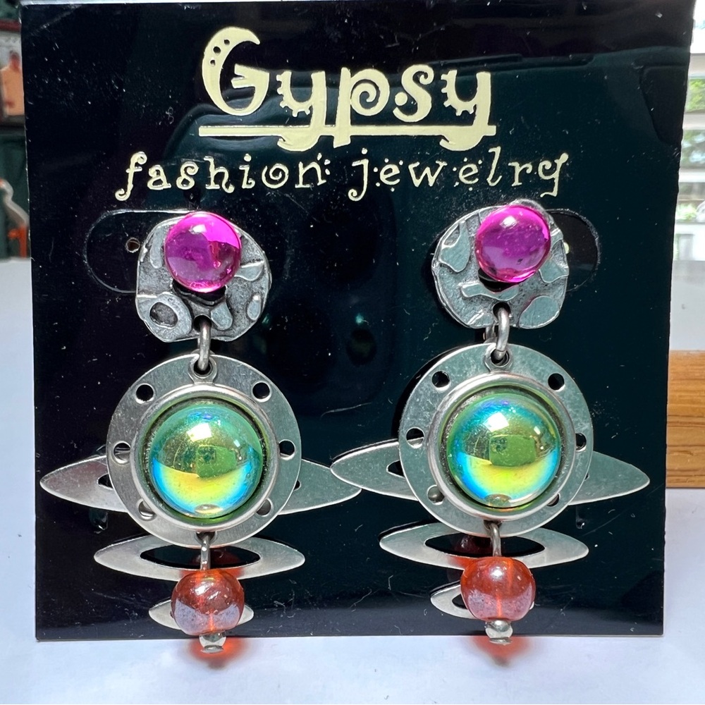 Colorful fashion bead and metal earrings